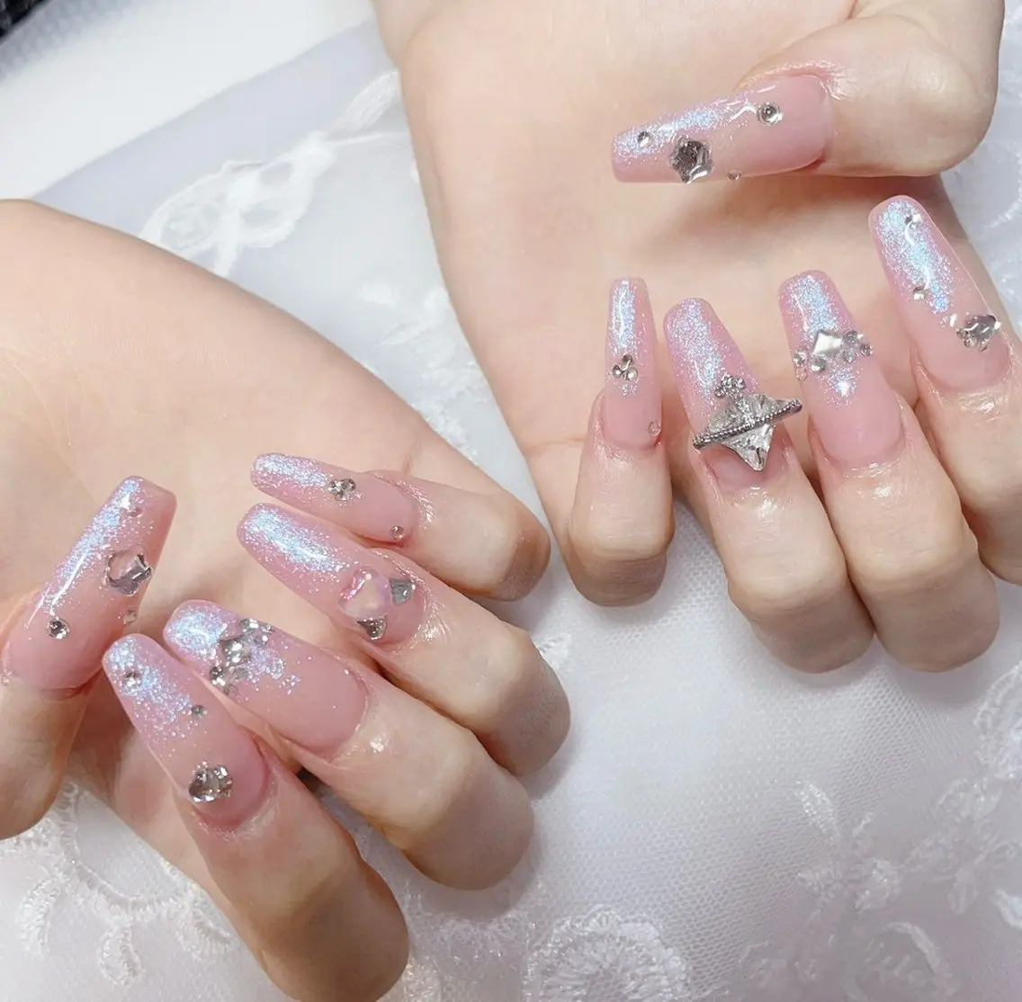 ネイル アートネイル オーロラネイル チークネイル 長さ出し フラッシュネイル misun_ nailのネイルデザイン