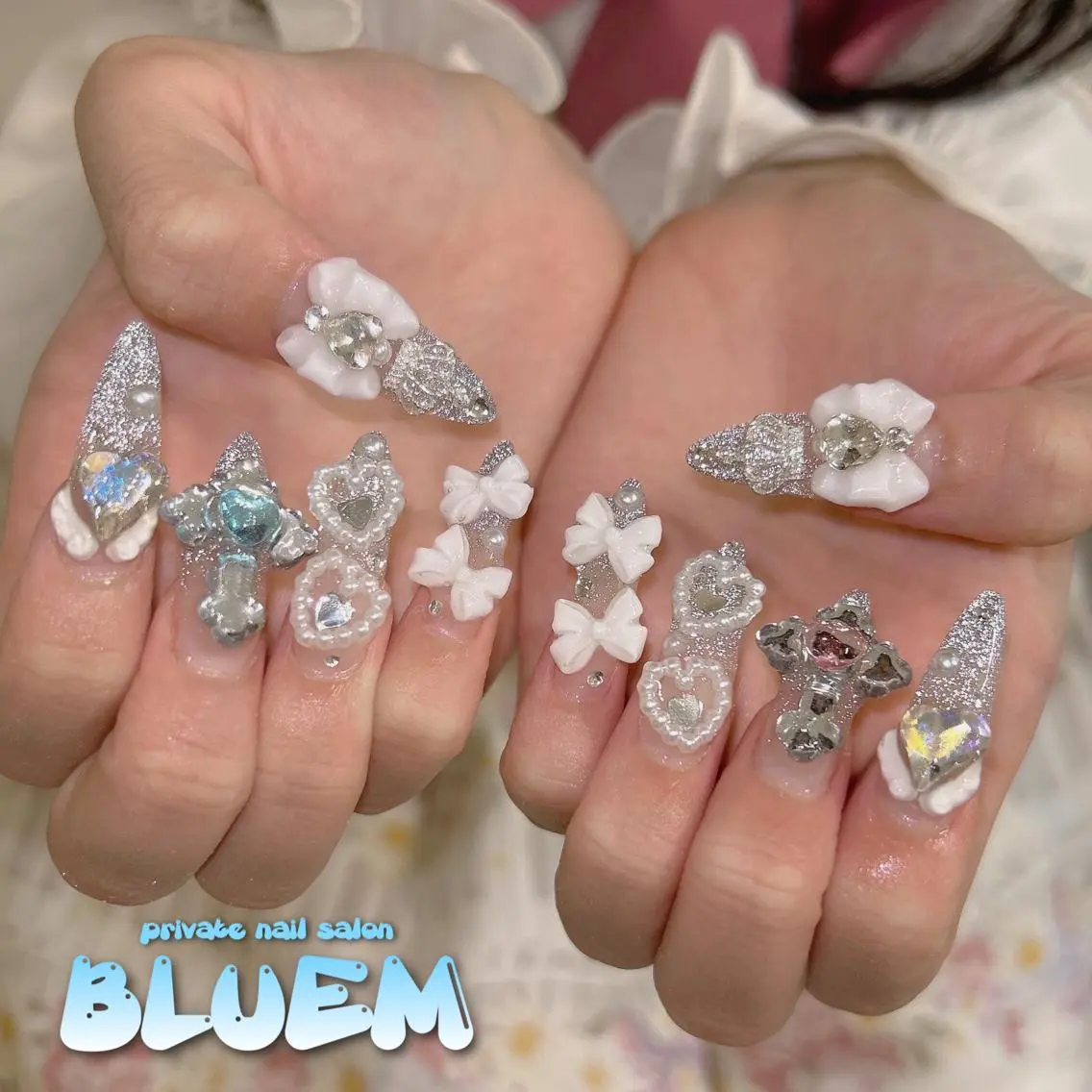 ネイル ハンドネイル BLUEM なな🐶のネイルデザイン