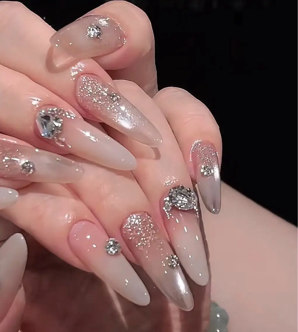 ネイル ハンドネイル Luvia Ginzaのネイルデザイン