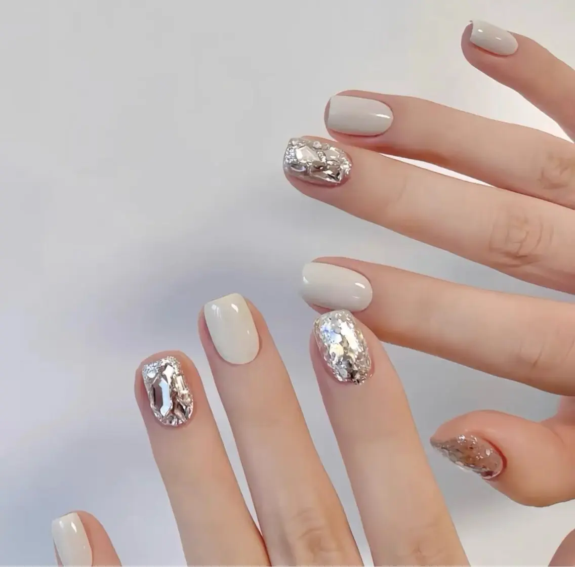ネイル ハンドネイル H3 Nail Miniのネイルデザイン