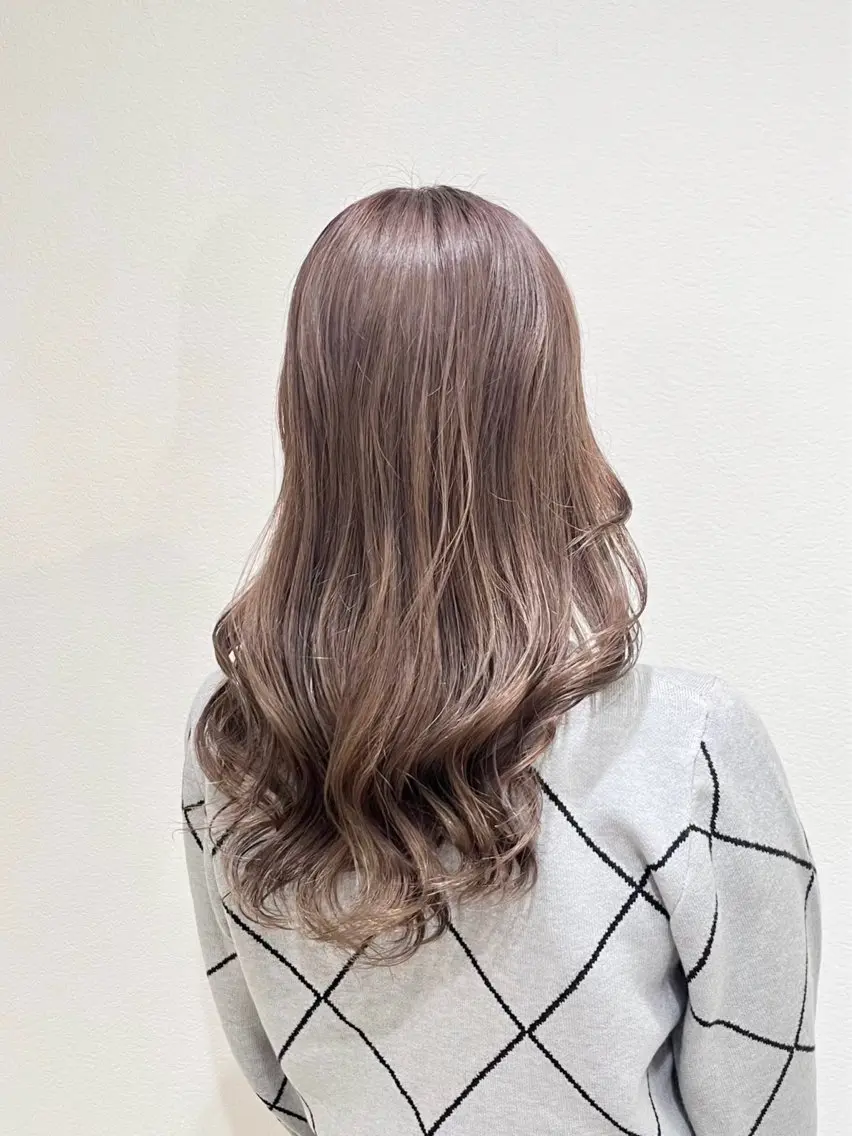 ロング カラー ヘアカラー 艶髪✨️ kuyumi🌷のヘアスタイル