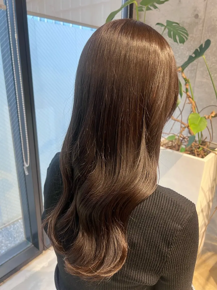ロング ヘアカラー うるツヤ透明感カラー 𝐀𝐲𝐚𝐦𝐢のヘアスタイル