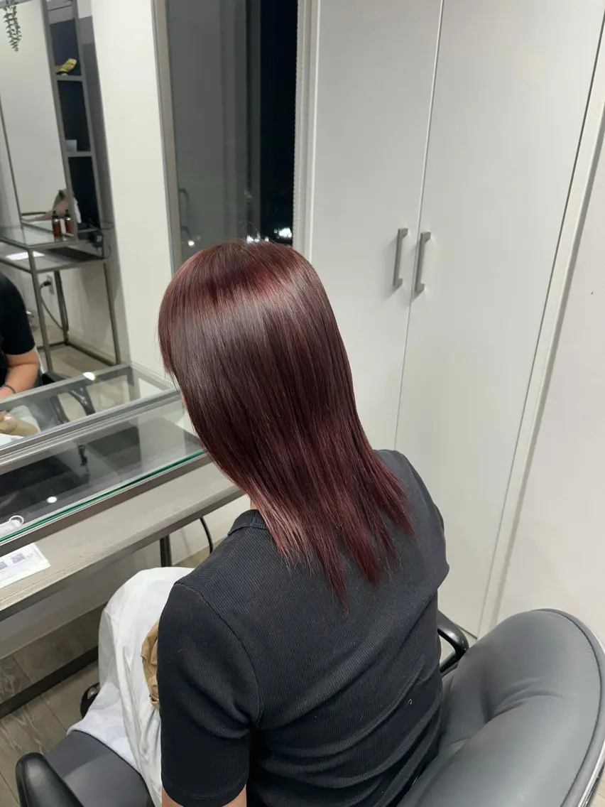 ミディアム ヘアカラー トリートメント 西口 陽菜 透明感カラー/神戸のヘアスタイル