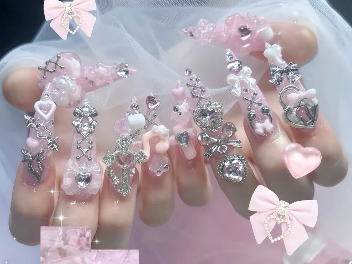 ネイル オーロラネイル ブルー フットネイル ジェルネイル グラデーション ハンドネイル Rin Nail 新大久保店のネイルデザイン
