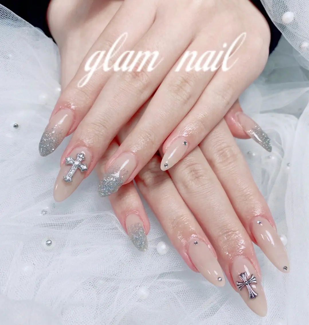 ネイル rina 💖長さ出し専門の店のネイルデザイン