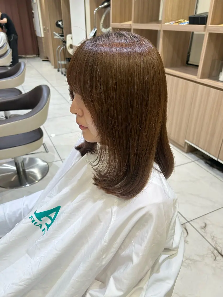 ミディアム ミディアムレイヤー レイヤーカット 佐藤 ななせのヘアスタイル