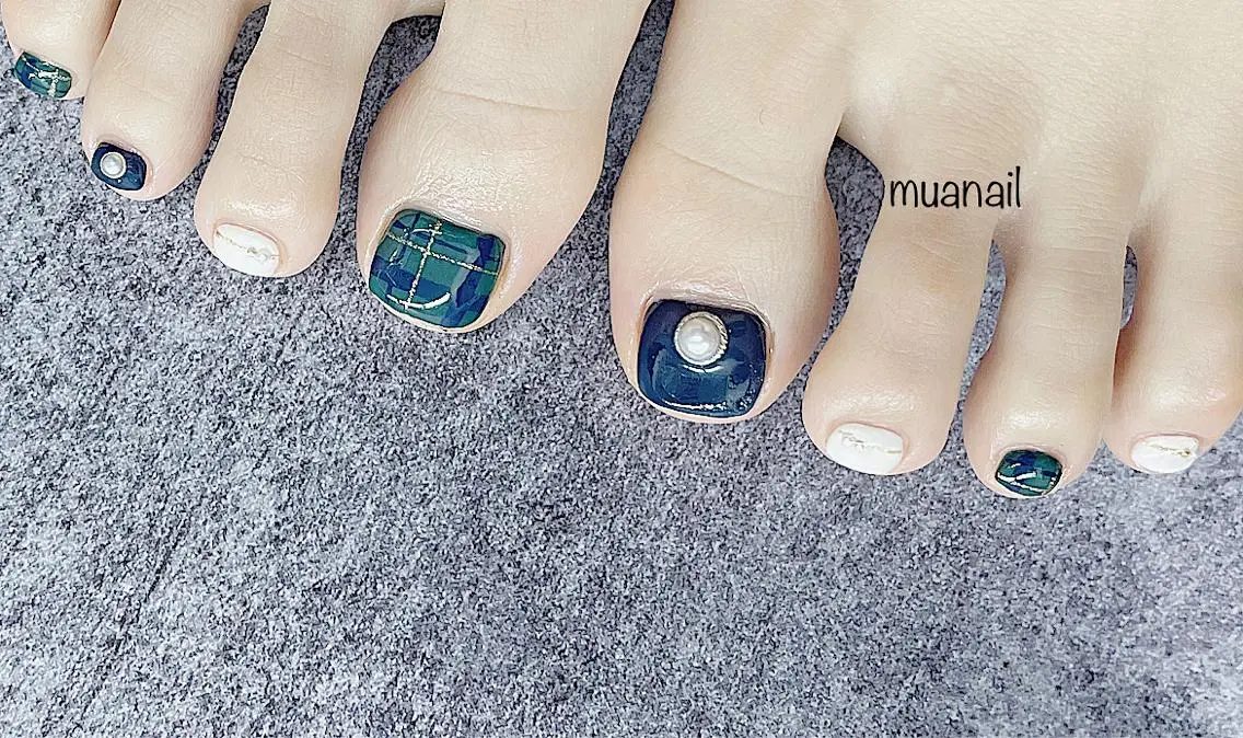ネイル フットネイル mua nail mikiのネイルデザイン