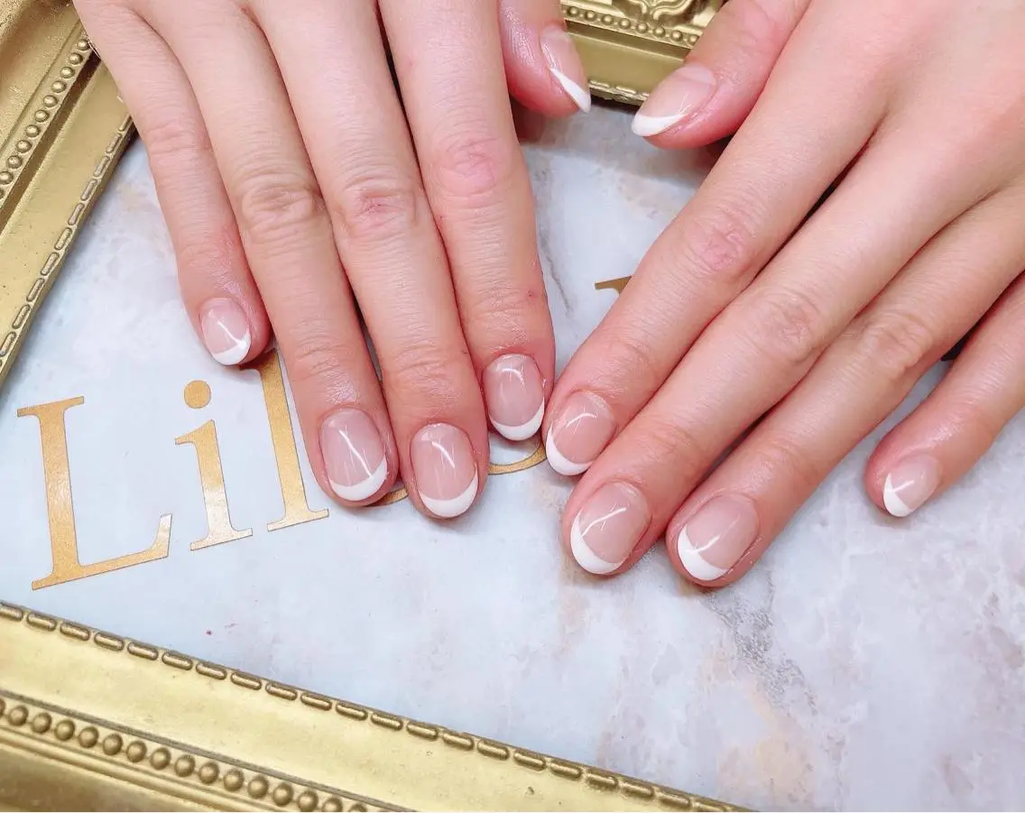 ネイル フレンチネイル ジェルネイル ハードジェル ロングネイル ニュアンスネイル Lilas Nailのネイルデザイン