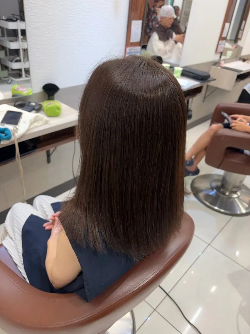ミディアム ヘアカラー 三並 綾夏のヘアスタイル