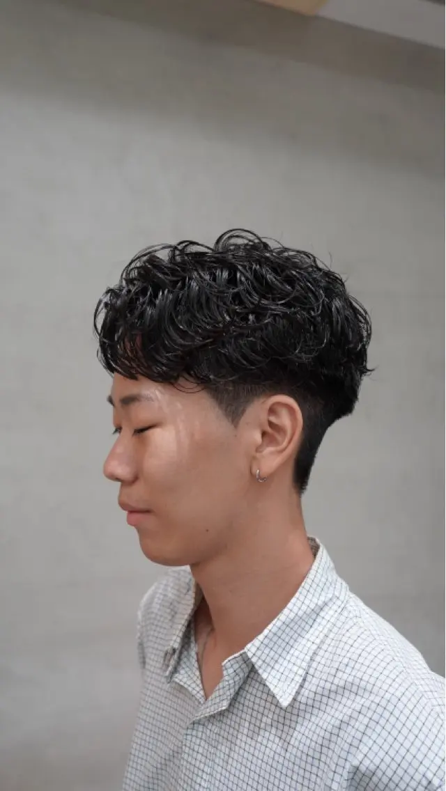 ショート パーマ メンズ カット パーマ メンズパーマ特化⭕️ 春山凜乃介のヘアスタイル