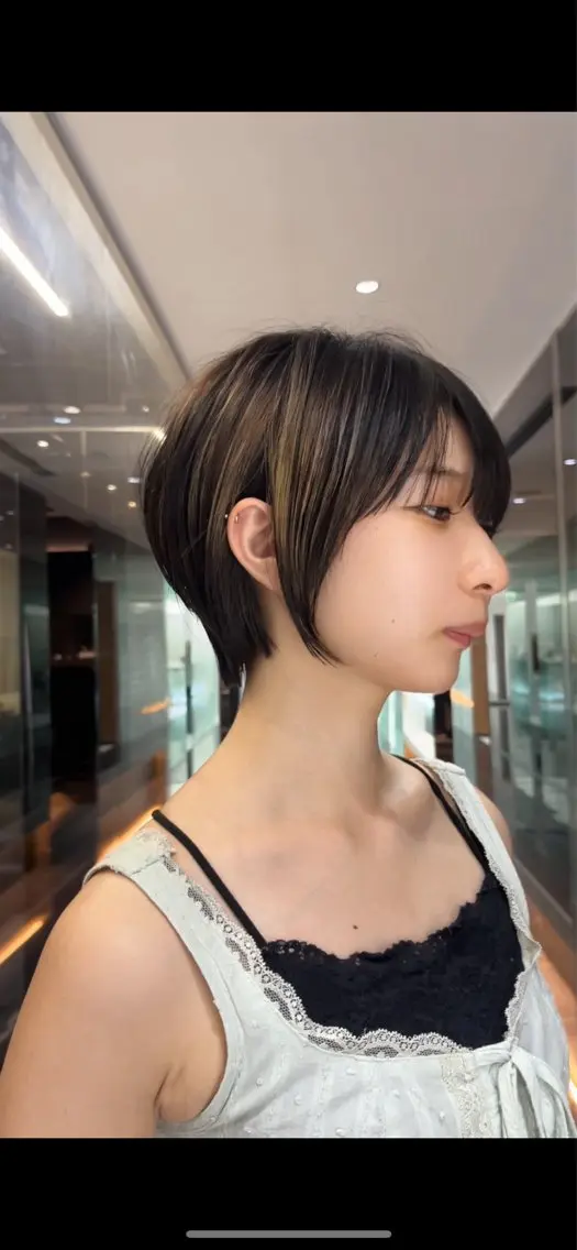 ショート ショートヘア 石塚 瑛里菜のヘアスタイル