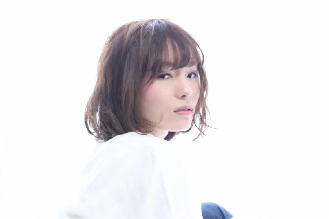 ミディアム カラー パーマ ボブ 安達 俊亮のヘアスタイル