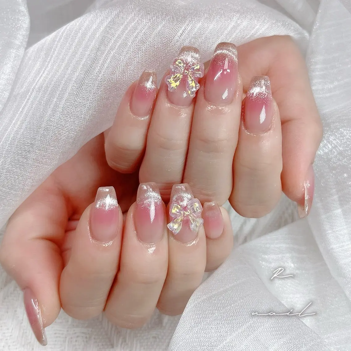 ネイル R nail sachieのネイルデザイン