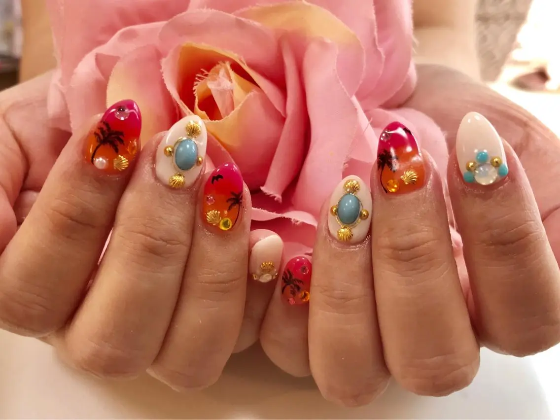 ネイル ♡ビジュール♡ NAIL &まつ毛のマツエク・マツパデザイン
