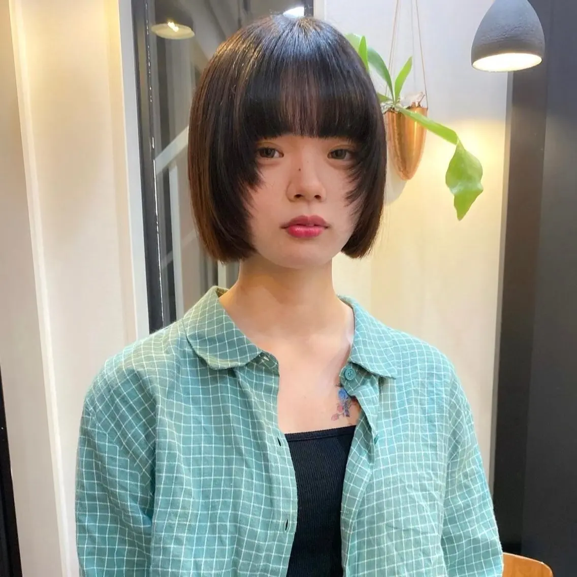 ミディアム 顔まわりレイヤー レイヤーカット ブロンド／ブリーチ 【SITY.】のヘアスタイル