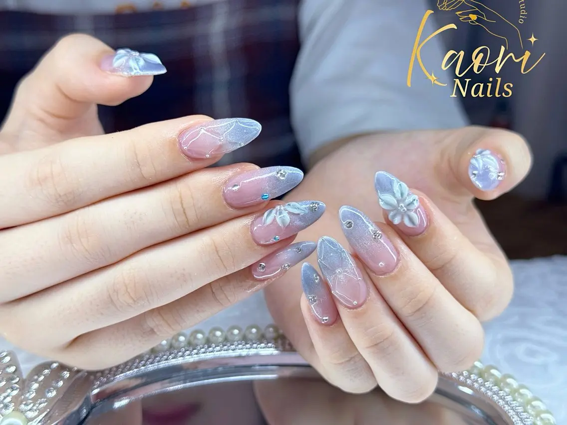 ネイル アートネイル ブルー フラワーネイル フットネイル フレンチネイル KAORI YUMIのネイルデザイン