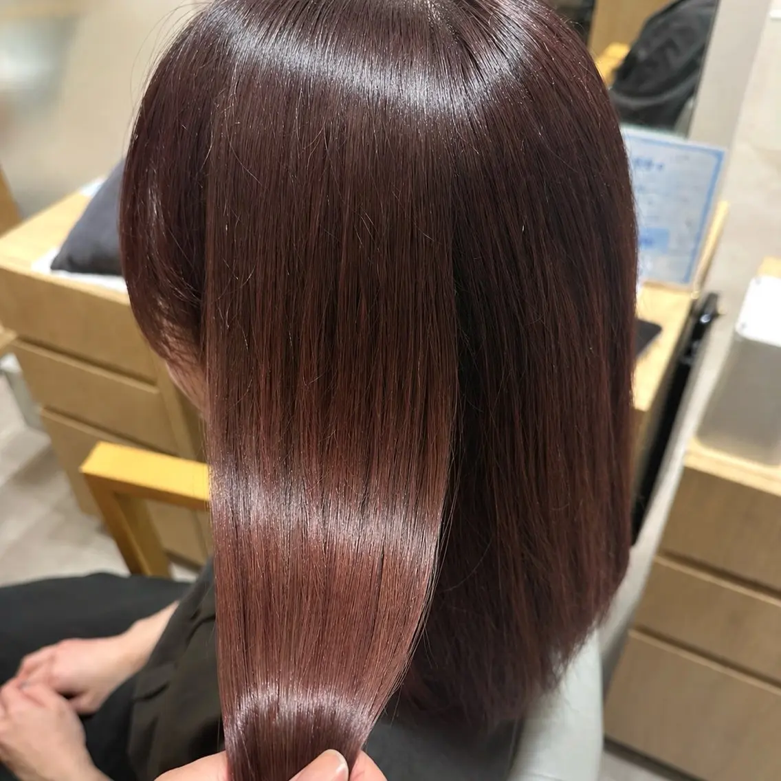 セミロング カラー カット ヘアカラー 近藤 優羽のヘアスタイル