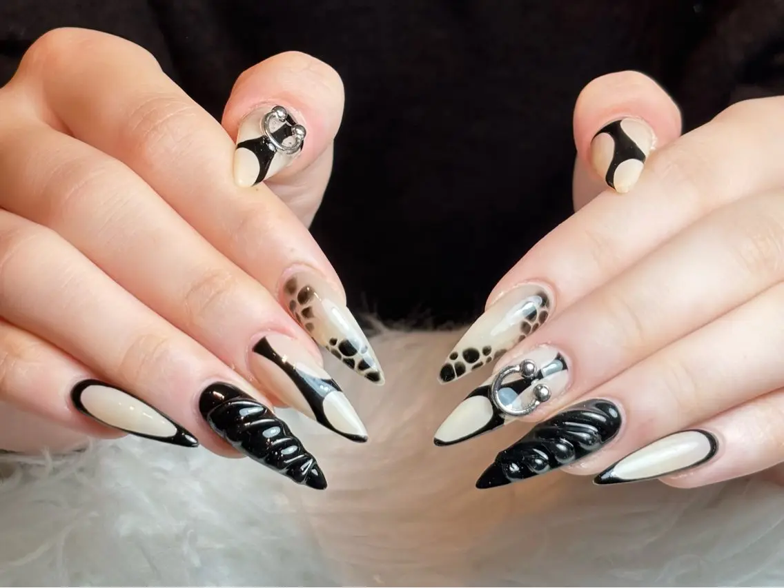 ネイル キラキラネイル 韓国ネイル マグネットネイル 夏ネイル ワンホンネイル ハンドネイル Sully Nail Labのネイルデザイン