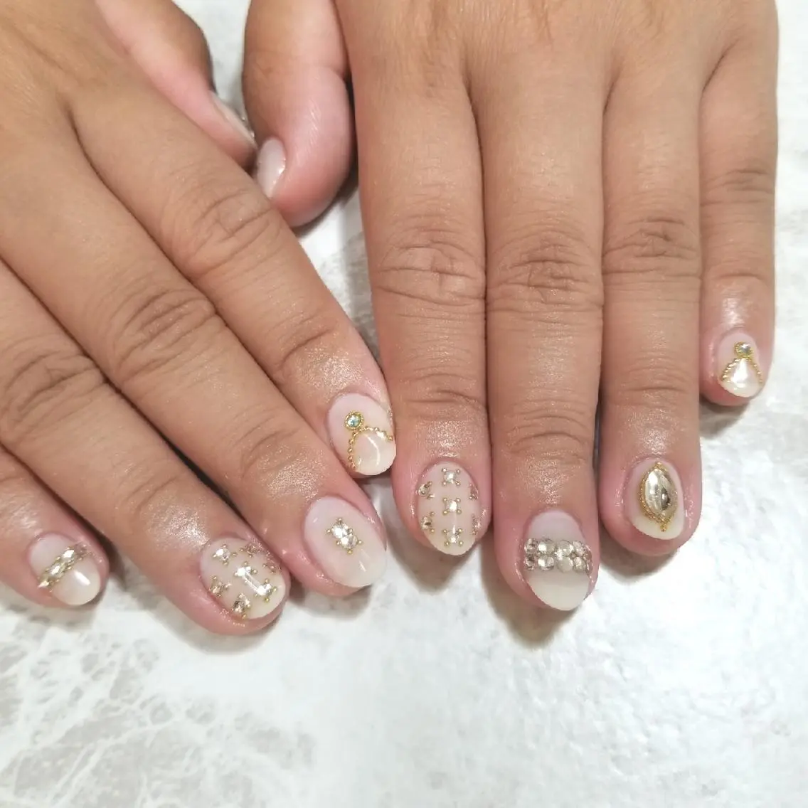 ネイル ハンドネイル nijiiro🌈 サトウのネイルデザイン