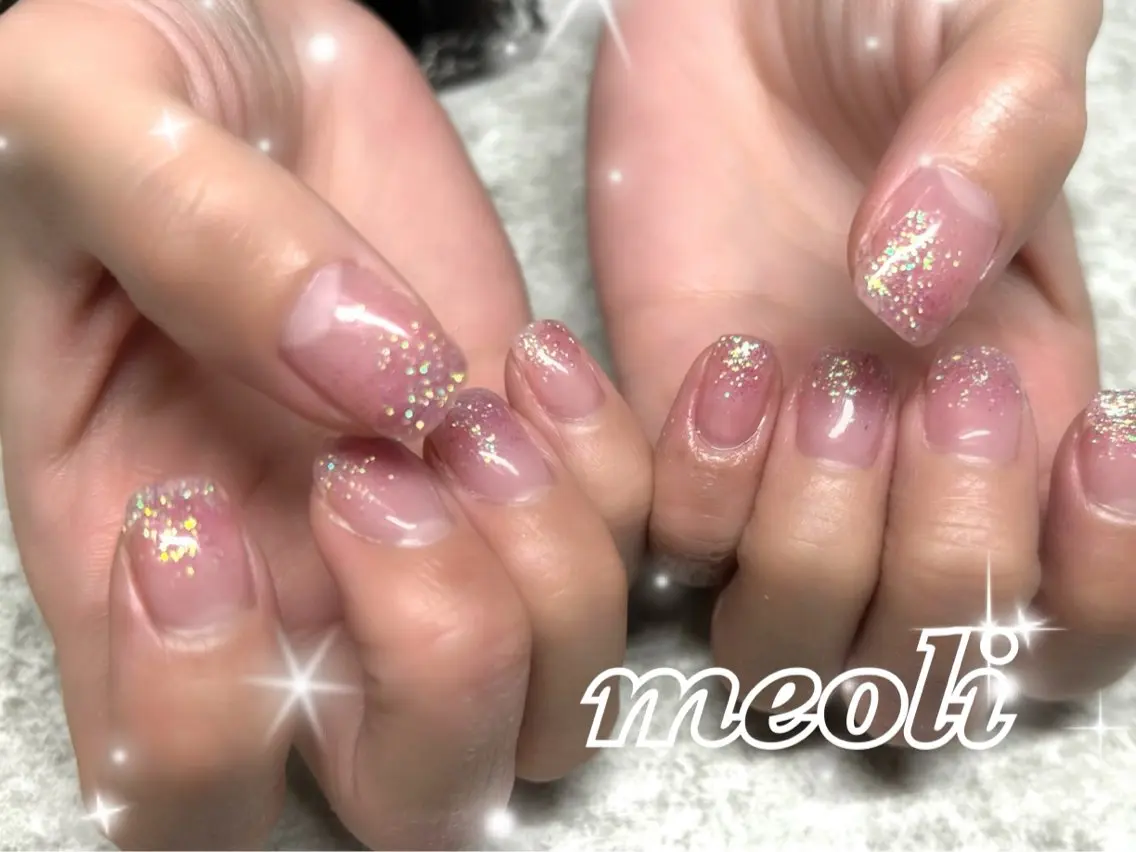 ネイル キラキラネイル ラメ(グリッター) パープル ハンドネイル nail salon meoli　アヤのネイルデザイン