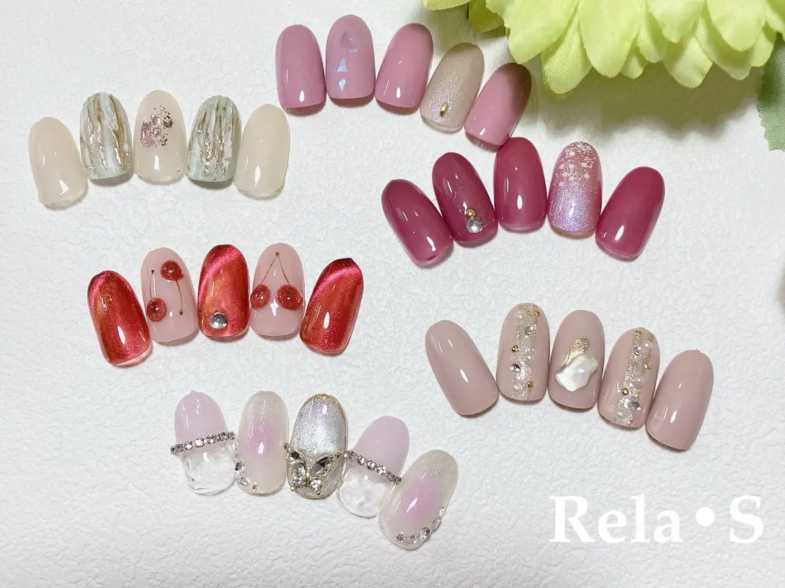 ネイル オーロラネイル 長さ出し フレンチネイル ジェルネイル ガラスフレンチ Rela・S NAILのネイルデザイン