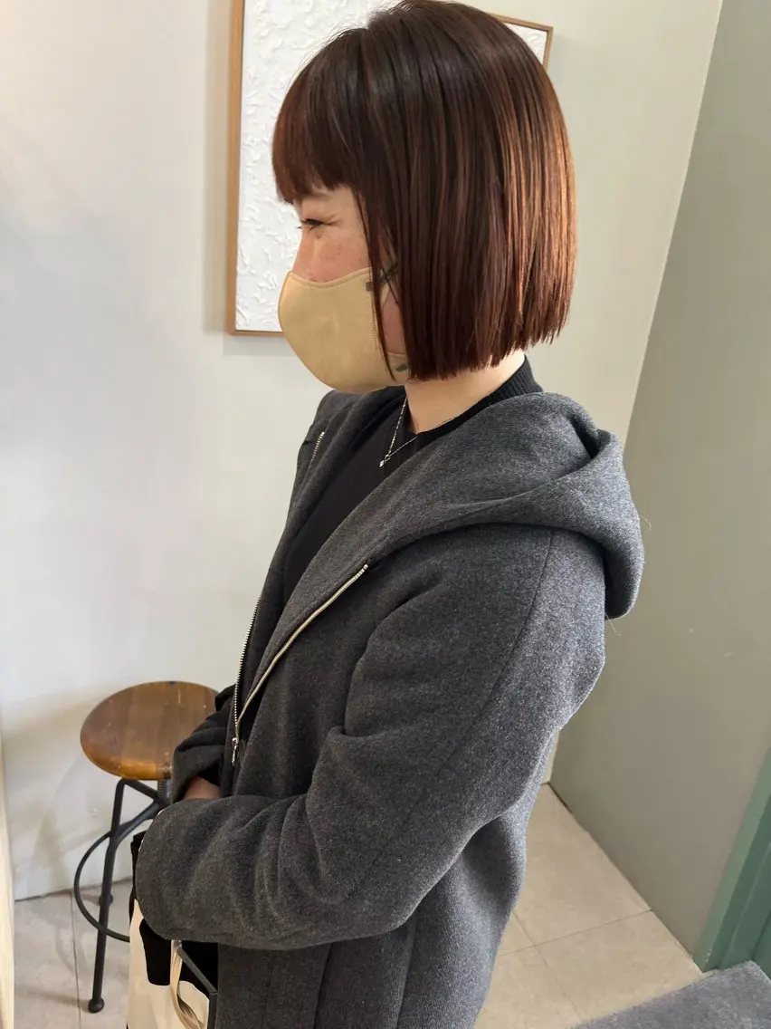 カット+ストレートパーマの写真