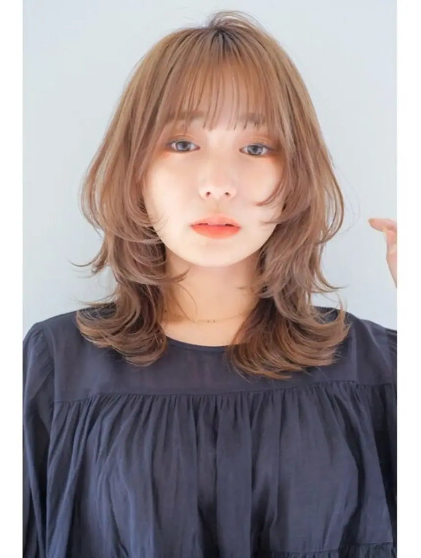 ミディアム カラー パーマ ブリ—チ🎨パ—マ 🌿表参道ちえ🌿のヘアスタイル