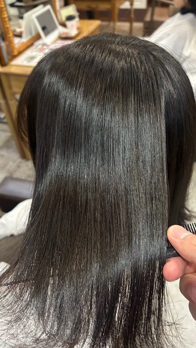 ショート カラー カット 縮毛矯正 トリートメント 小澤 一稀のヘアスタイル