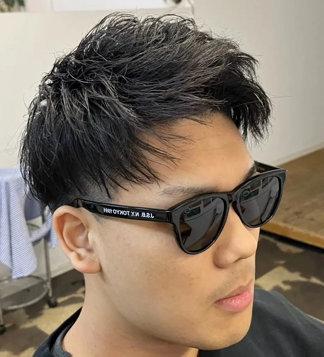 メンズ モヒカン カット 市道 翼のヘアスタイル