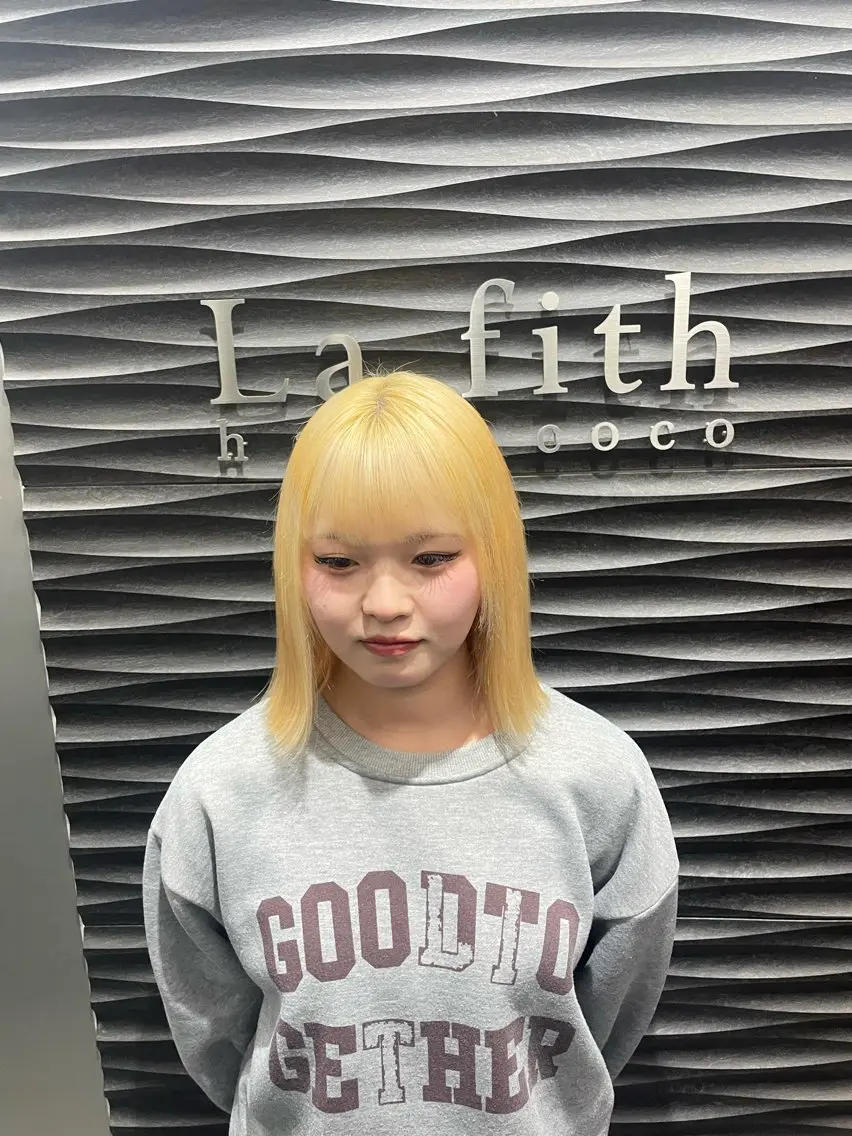 カラー 抜きっぱなしブロンド ブロンド カラーブリーチ特化 石原勇希のヘアスタイル