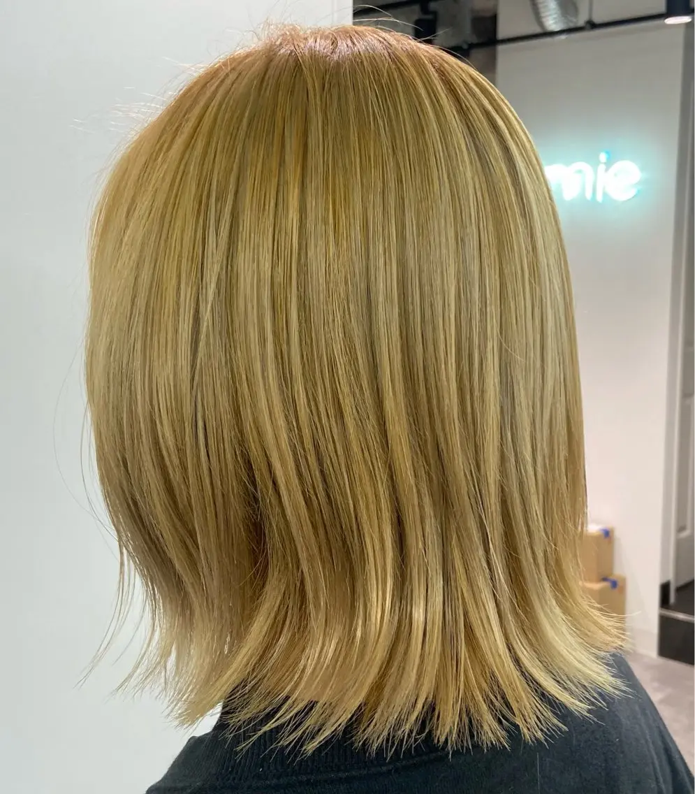 ミディアム 🌈藤田 千穂のヘアスタイル