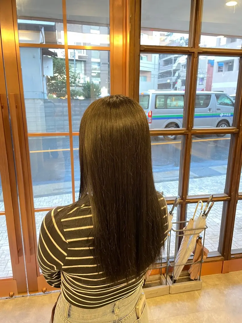 ミディアム カラー ベージュカラー オリーブベージュ AKITO /溝の口駅のヘアスタイル