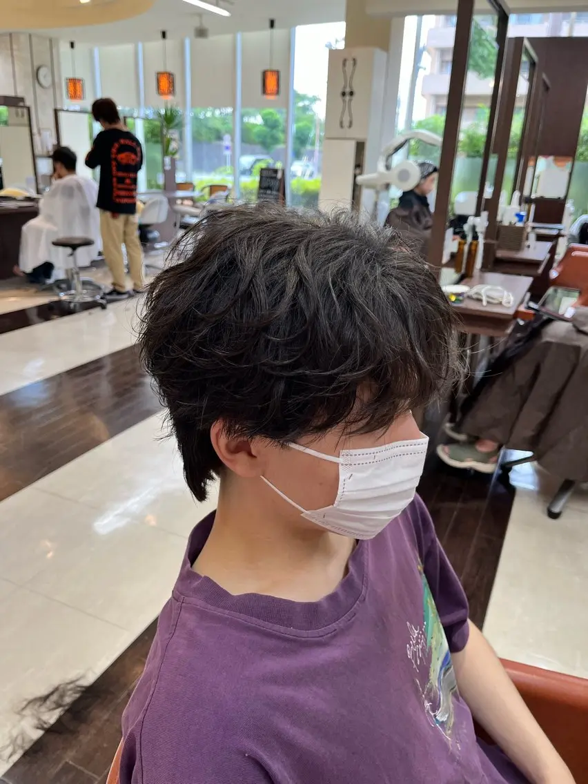 ショート パーマ メンズ フェザーパーマ メンズ韓国風 メンズパーマ メンズウルフカット 韓国風ヘア 🧊メンズ特化🧊 高木航希のヘアスタイル