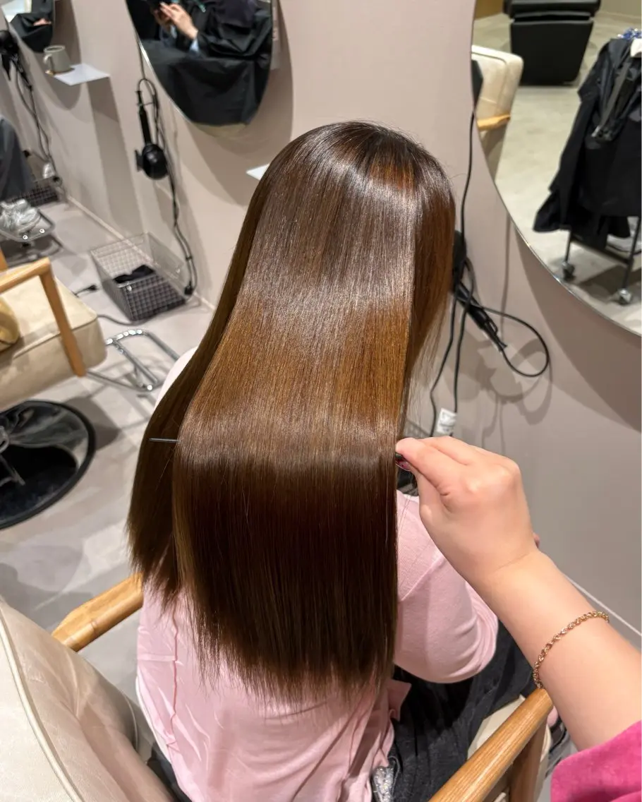 ロング 縮毛矯正 井山 葵のヘアスタイル