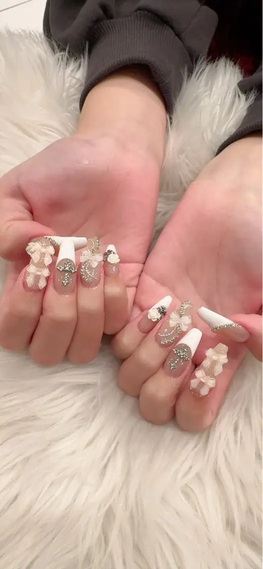 ネイル Tinaネイル 難波のネイルデザイン