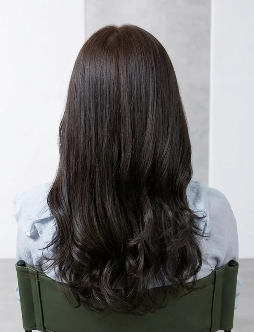 ロング カラー カット ヘアカラー NaVIユウジ オリーブ/レイヤーのヘアスタイル