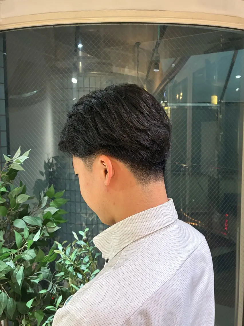 ショート メンズ フェードカット 佐藤貫成【メンズカッ トモデル/ブリーチ】のヘアスタイル