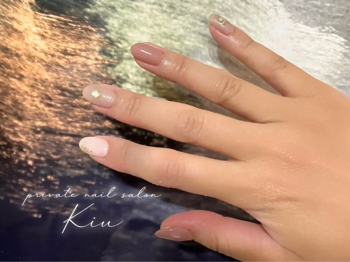 ネイル ジェルネイル ミラーネイル ニュアンスネイル オフィスネイル ショートネイル kiu nailsalonのネイルデザイン