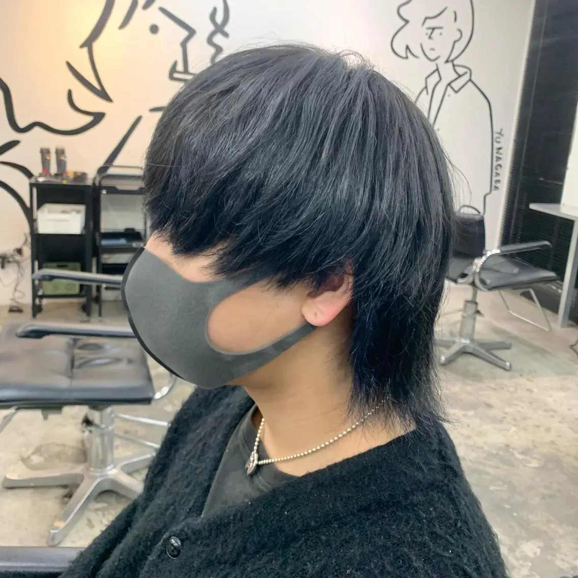 ミディアム カラー メンズ マッシュウルフ マッシュ メンズウルフカット ミストバング ウルフカット カット ヘアカラー メンズ特化美容師/ 藤戸 椋のヘアスタイル
