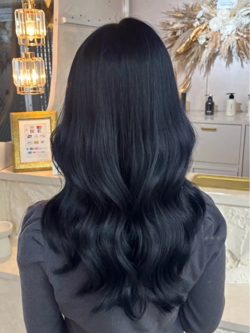 ロング カラー ブリーチ ヘアカラー トリートメント XELM高崎 nearaのヘアスタイル