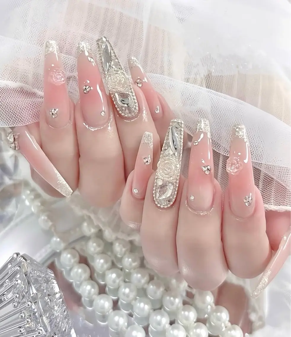 【期間限定】🌷人気No:1🌷 10本チップ長さだし✨持ち込みデザイン/5000種類パーツつけ放題🪞チップオフ無料⏰の写真