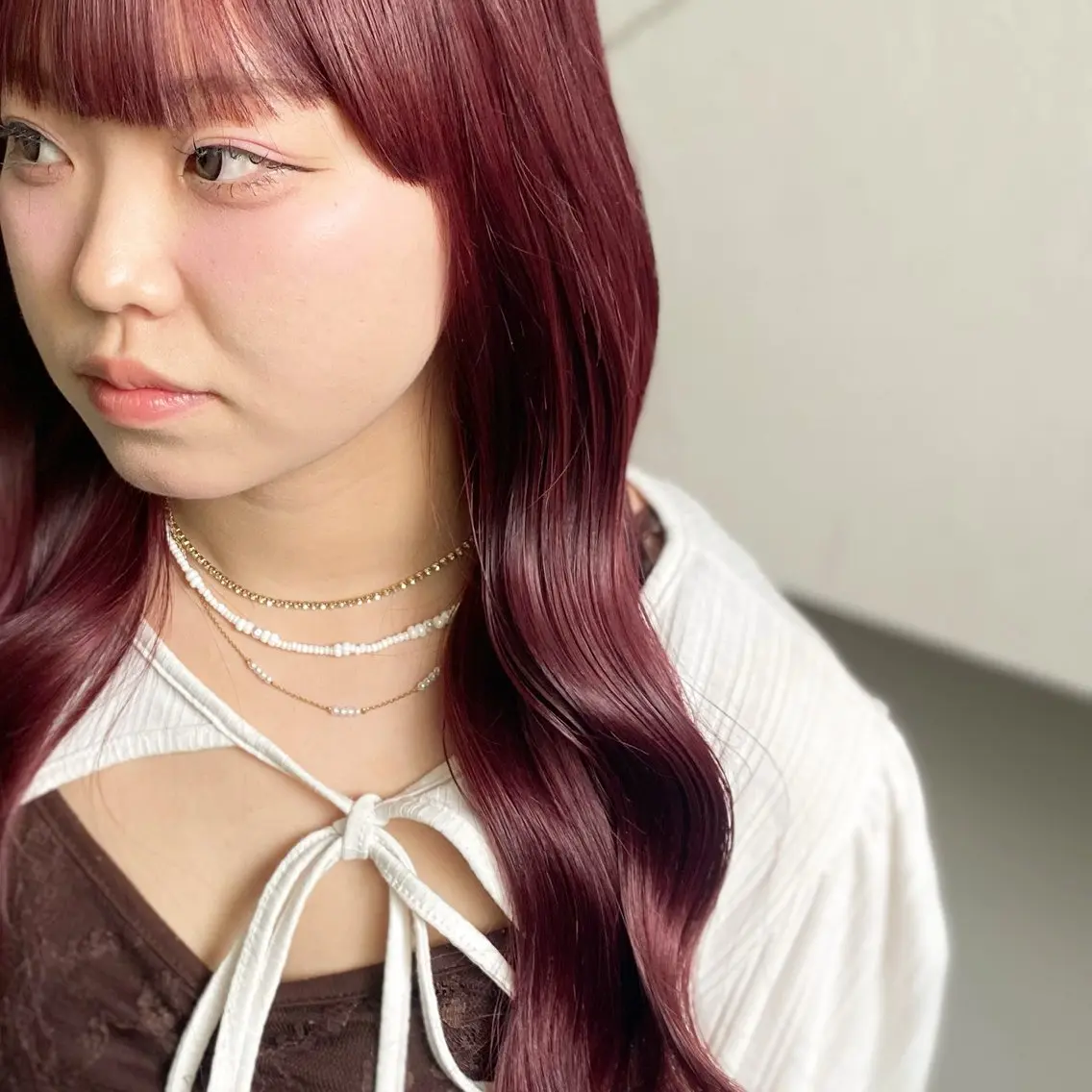 カラー レッドカラー 黒木 千晴のヘアスタイル