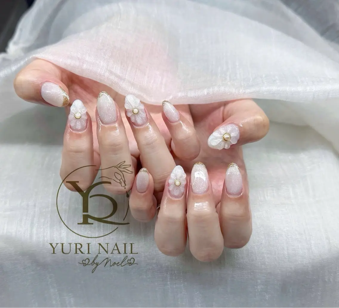 ネイル ハンドネイル フットネイル ハンドケア YURI Nail NARITAのネイルデザイン
