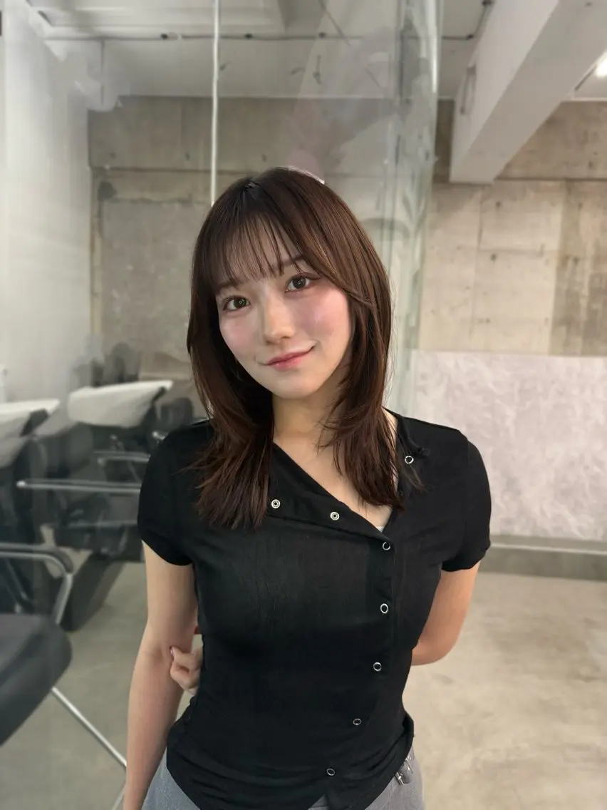 ミディアム カット トリートメント 髪質改善×ブリーチ なしカラー/桃愛のヘアスタイル