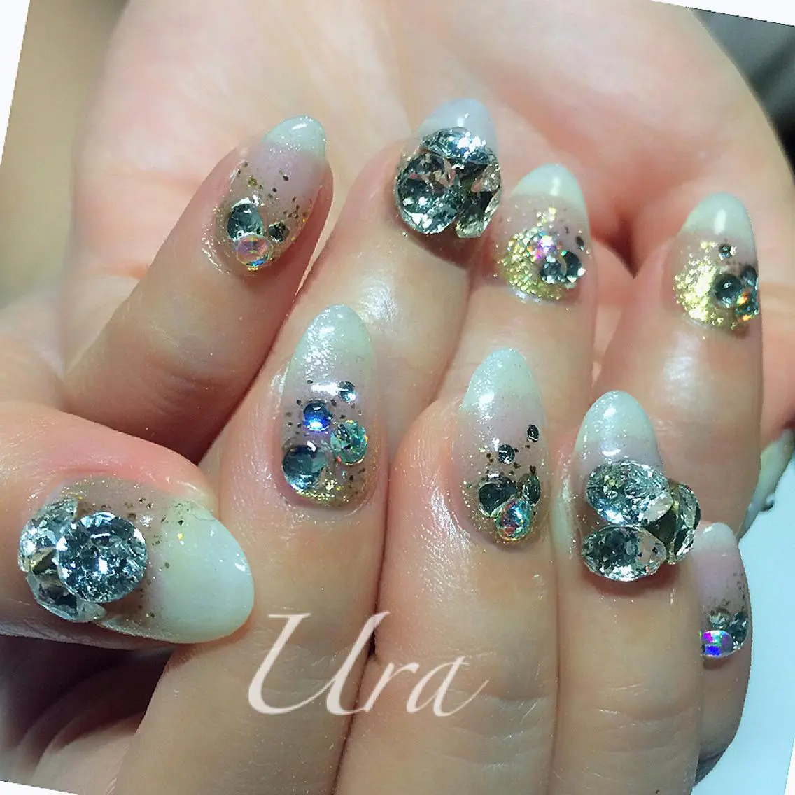 ネイル ストーンネイル UrakoNail 《nail》のネイルデザイン