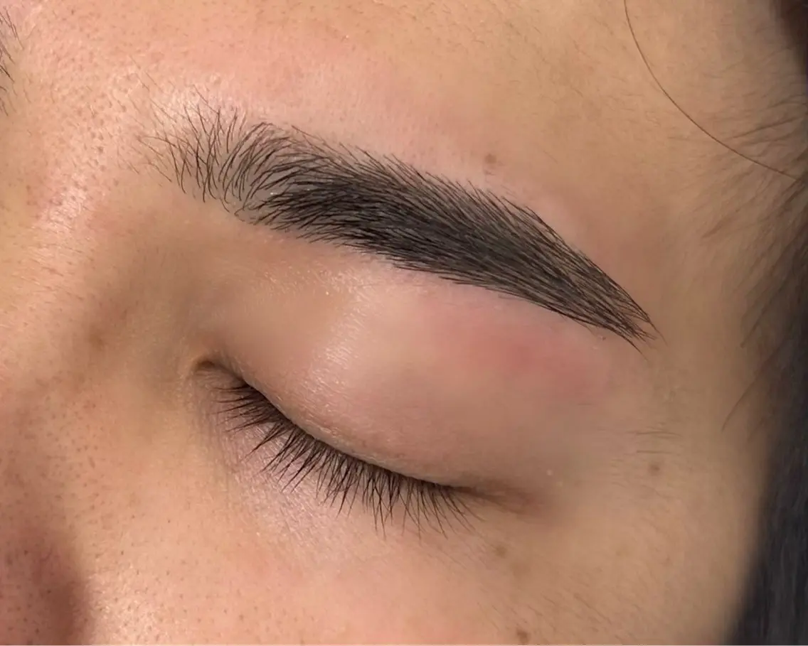 アイブロウ メンズアイブロウ eyelist ERINA〜.。🧸のマツエク・マツパデザイン
