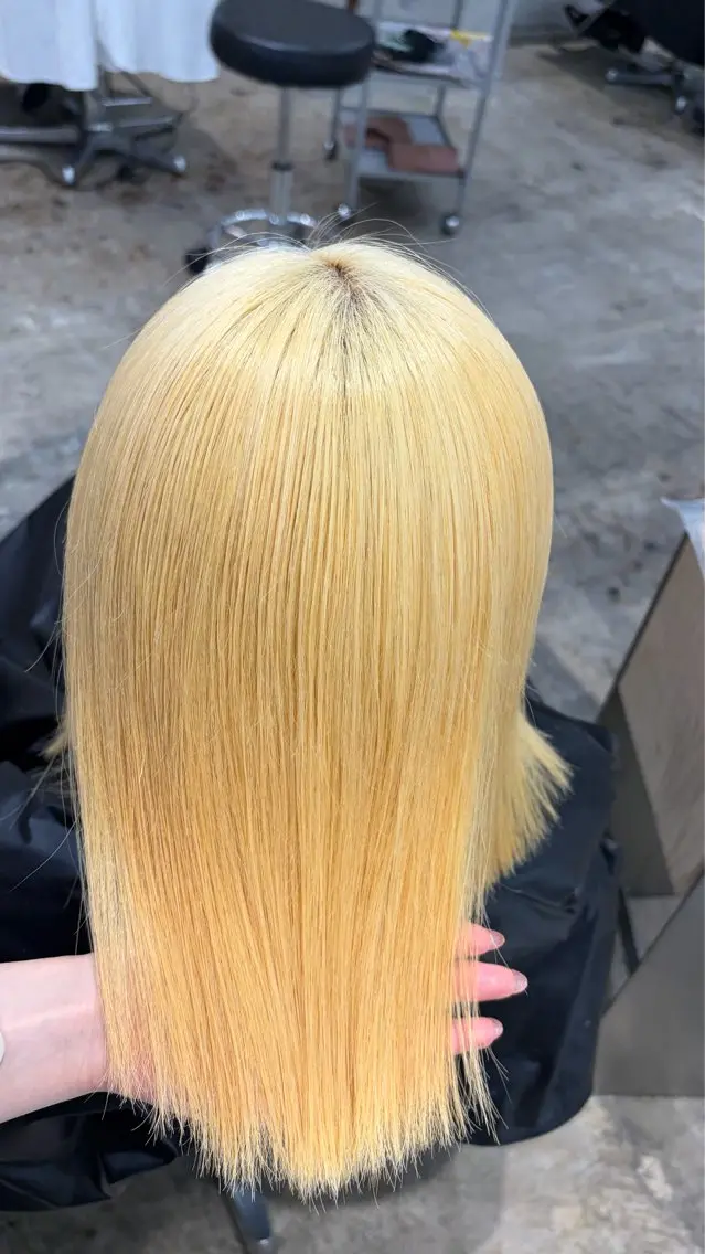 ミディアム ヘアカラー るかブリーチ特化× プルエクステのヘアスタイル