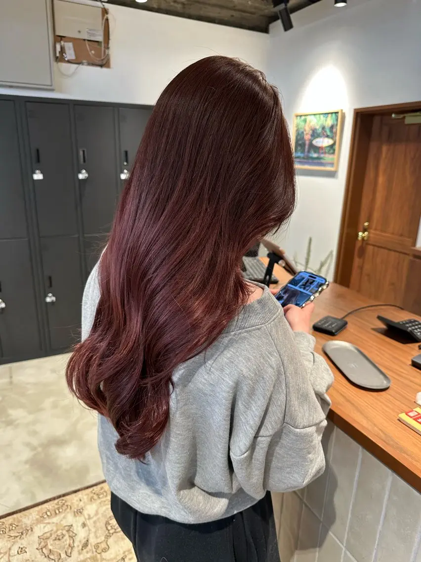 ロング ヘアカラー トリートメント Delight 松田響輝のヘアスタイル