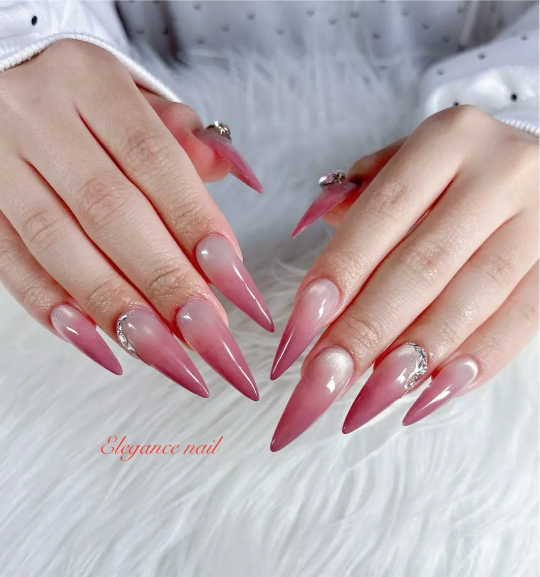 ネイル Elegance Nail本厚木店舗のネイルデザイン