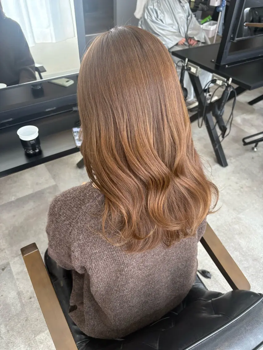 ミディアム ハイライト ROI 🫧KANAMIのヘアスタイル